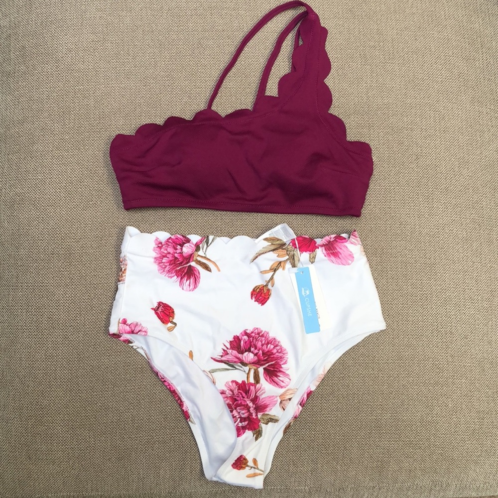 New w tags! CUPSHE One Shoulder Scalloped Bikini